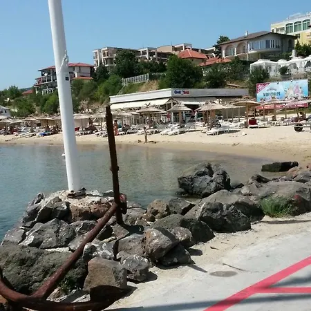 דירה 2 Apartament With Sea Views *